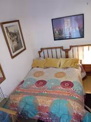 calle-santa-escolastica-granada-4 Bedroom Apartment