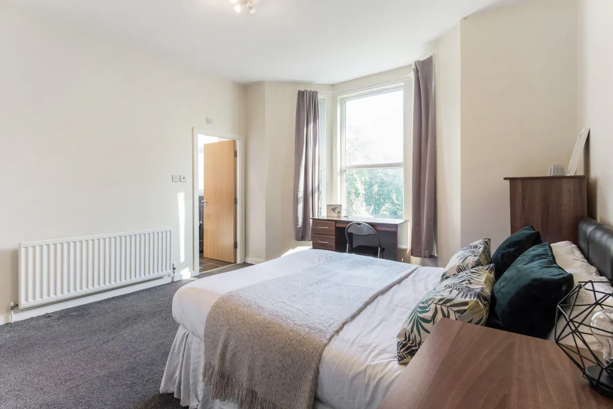 3 Bedroom Apartment ROOM