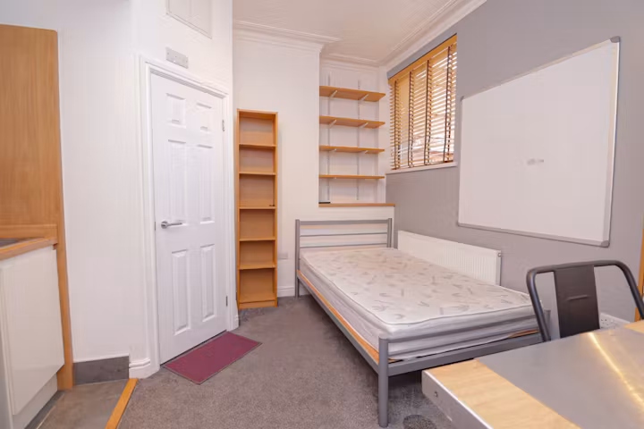 yarborough-road-ln1-lincoln-Studio-1