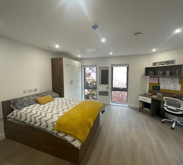 One Bed Apartment room image 1