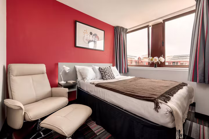 castle-street-cambridge-Deluxe Double Studio-1