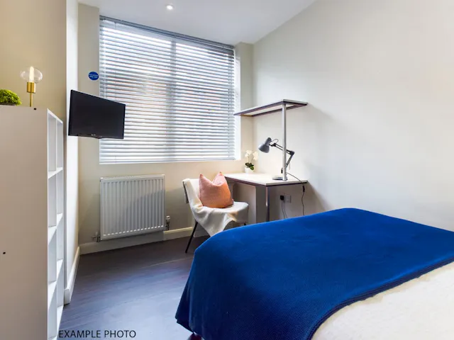 4 Bed Apartment room image 1