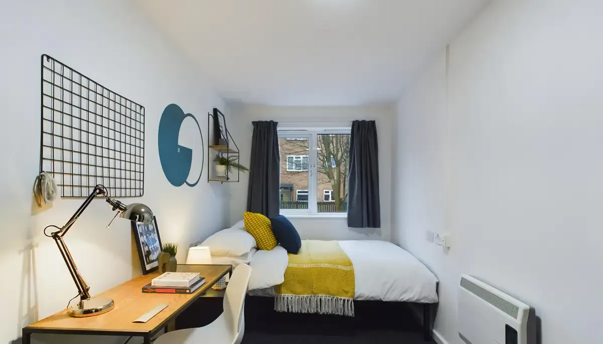 4 Bedroom Apartment ROOM