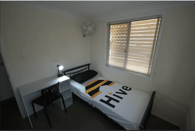 Classic Single Room room image 1