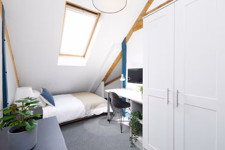 flat-20-the-shoe-boot-factory-leicester-8 bedroom apartment-1