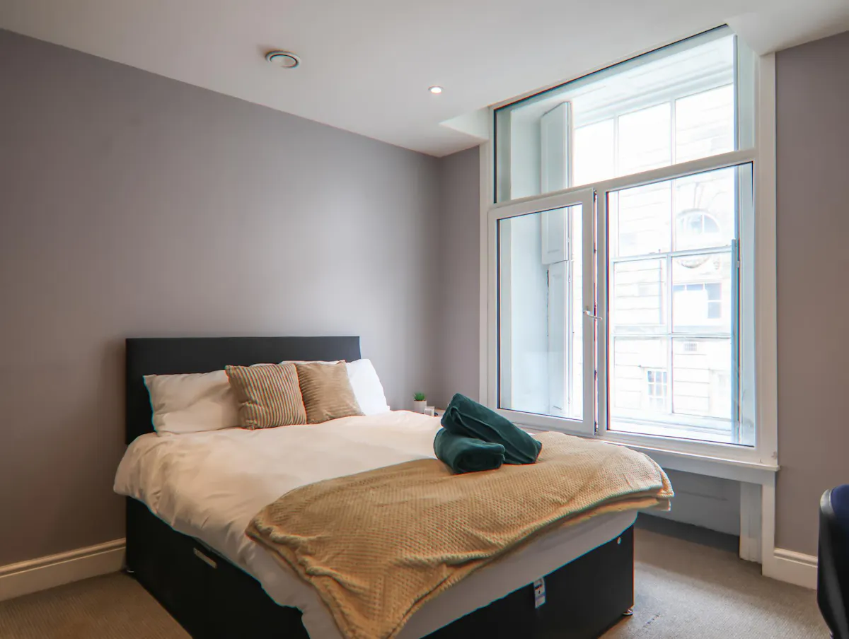 4 Bed Apartment ROOM