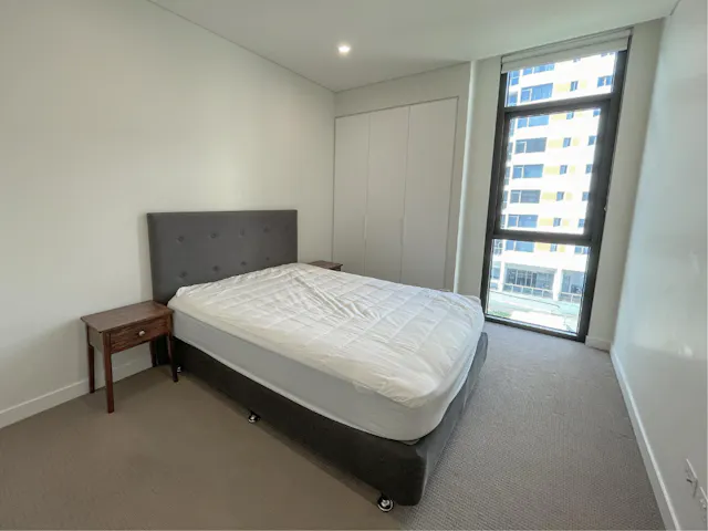 Whole Unit room image 2