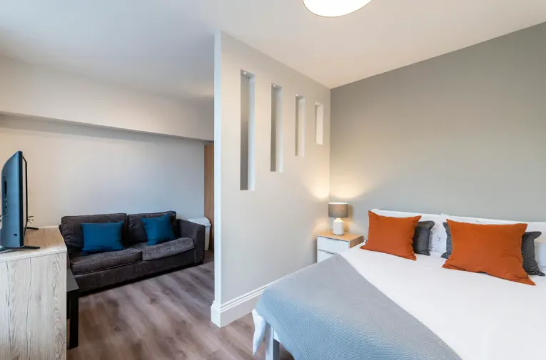 flat-2-29-trewhitt-road-newcastle-One Bedroom Flat  - 3
