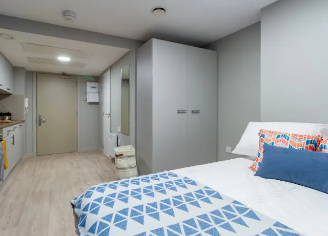 Block A Mid Level Platinum Studio room image 1