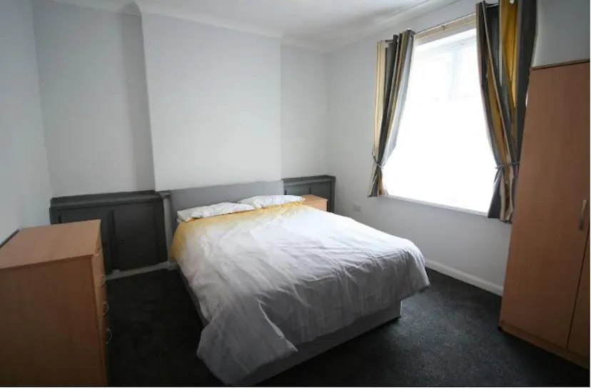 Property video thumbnail 1