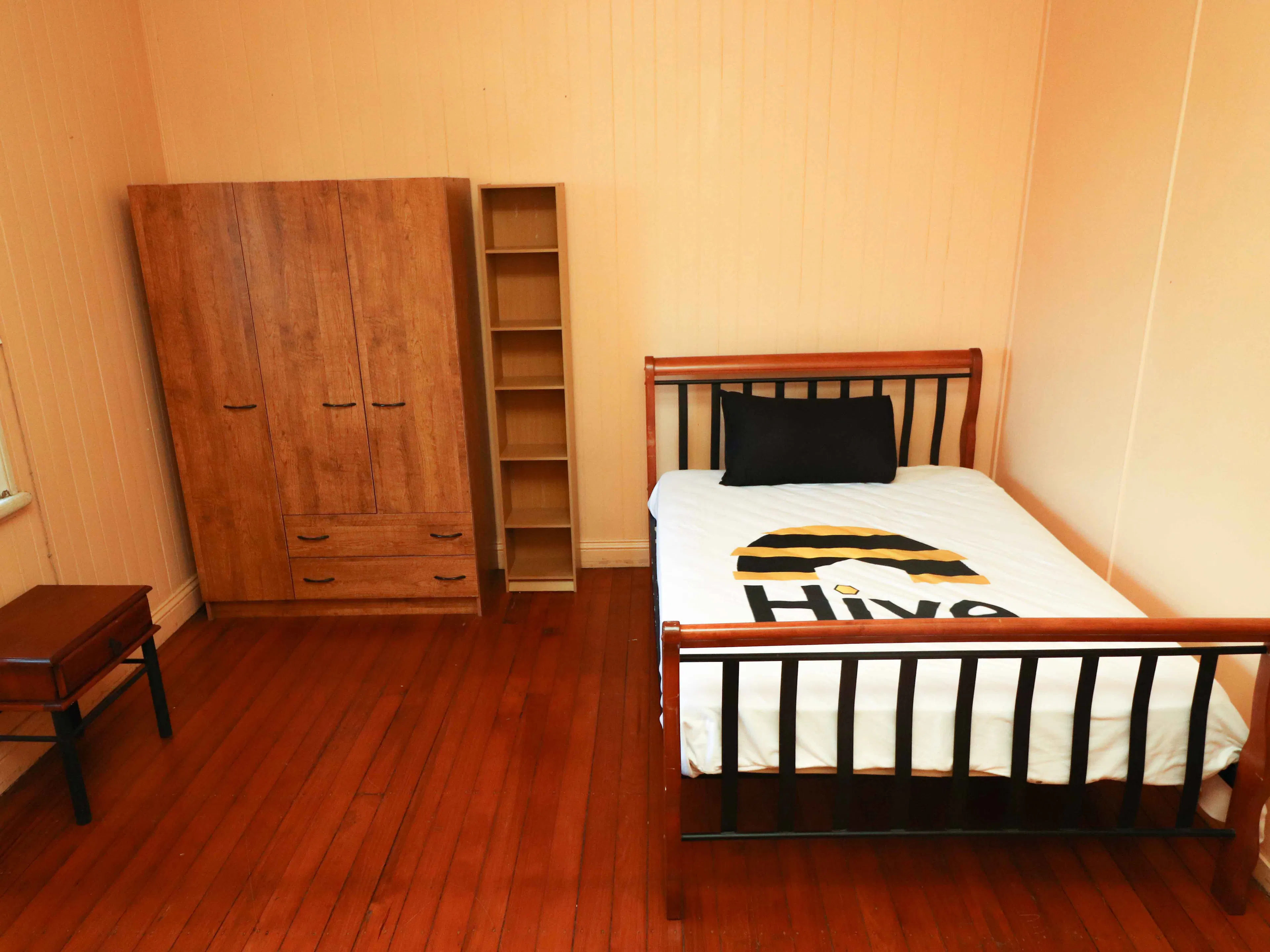 Standard Room ROOM 1