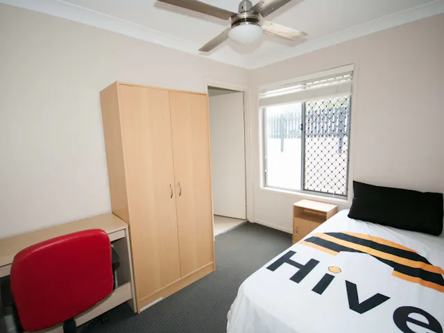 Deluxe Room room image 1