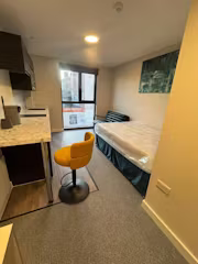 Cleveland Apartments-Wolverhampton-ROOM-1