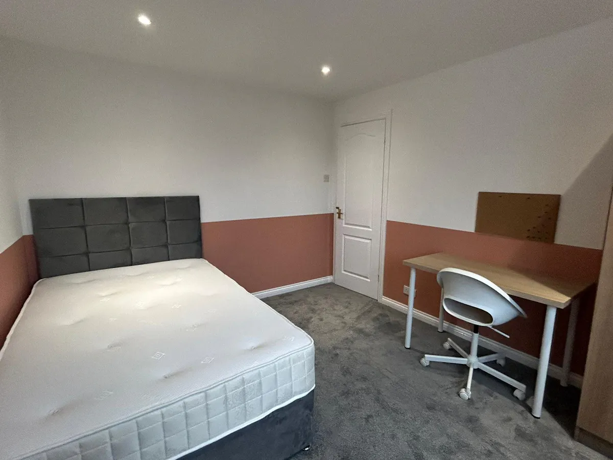 2 Bedroom Apartment ROOM