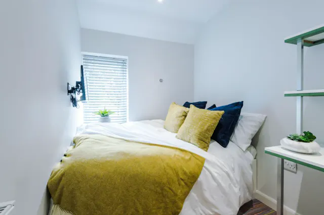 5 Bedroom Apartment room image 1