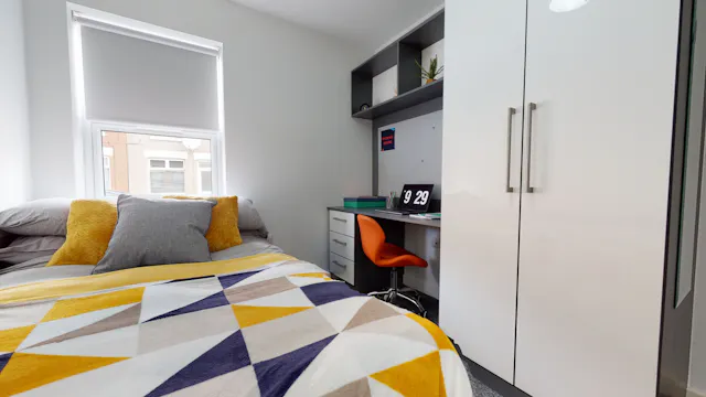 Platinum Studio  room image 1