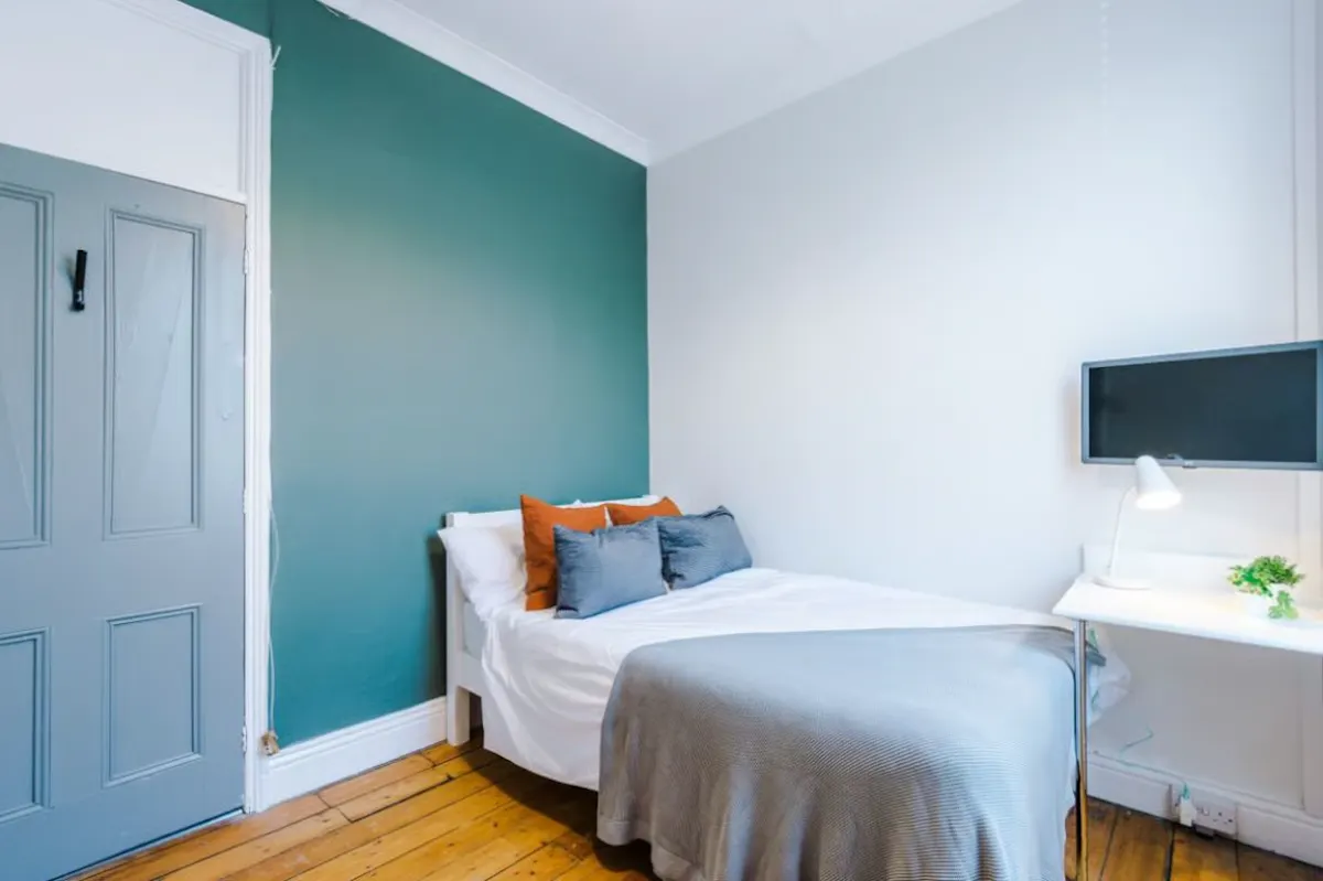 3 Bedroom Apartment ROOM