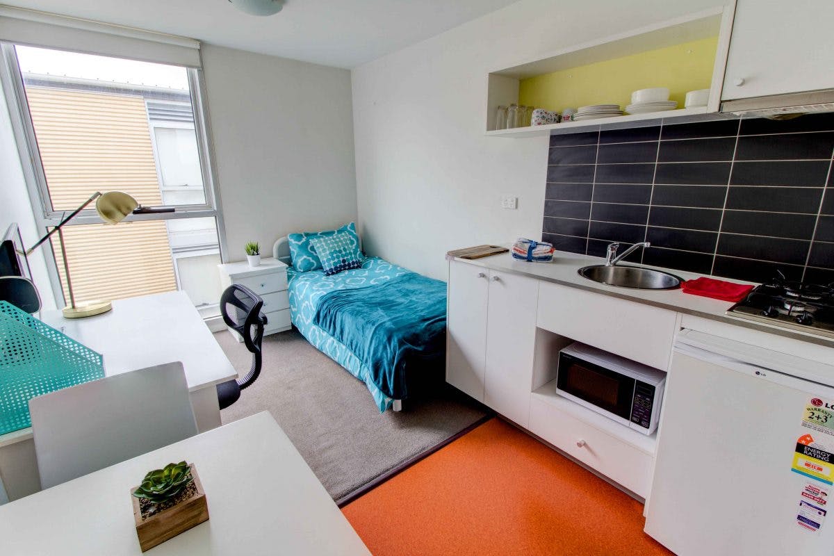 1-queens-avenue-melbourne-Medium Studio