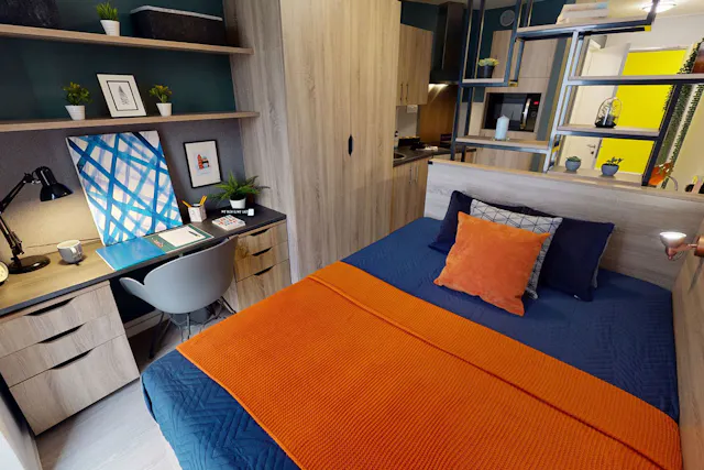 Bronze Studio Plus room image 2