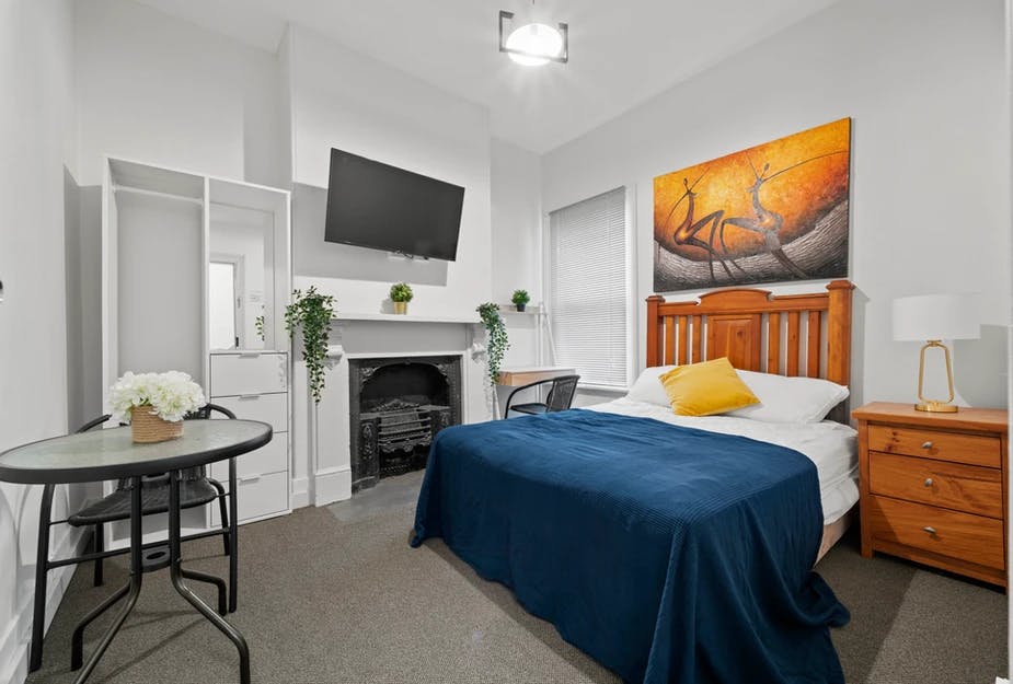 195-harris-street-sydney-Room A5 (Ensuite)