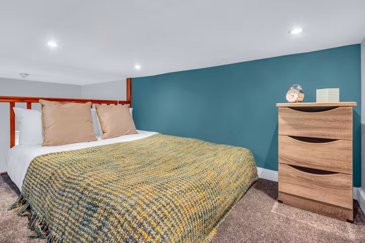flat-2-11-spring-road-leeds-Studio-1