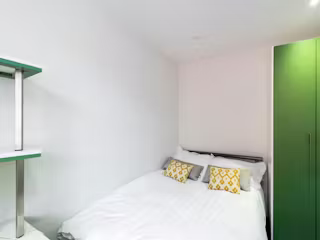 33 Victoria Street-Newcastle Under Lyme-ROOM-1