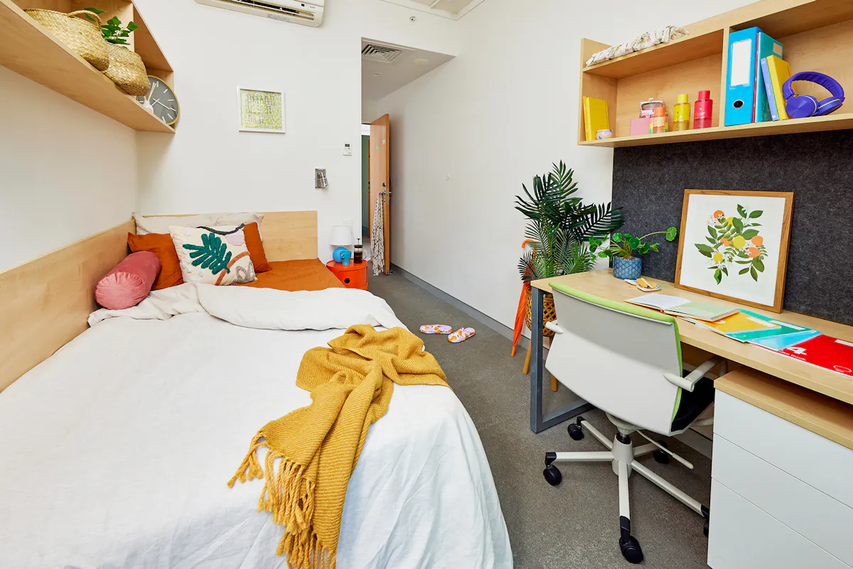 4 Bed Apartment ROOM