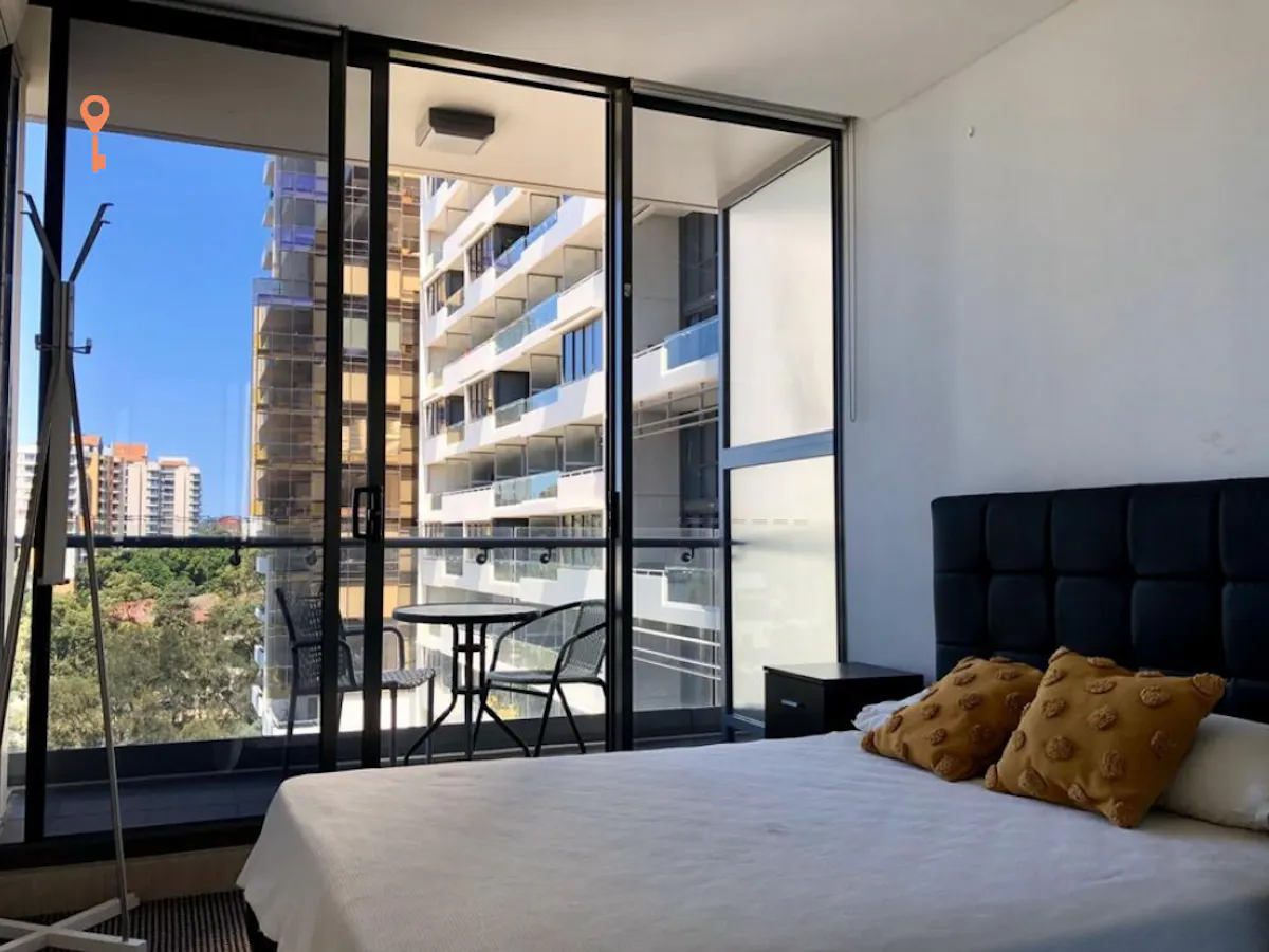 Master Ensuite ROOM