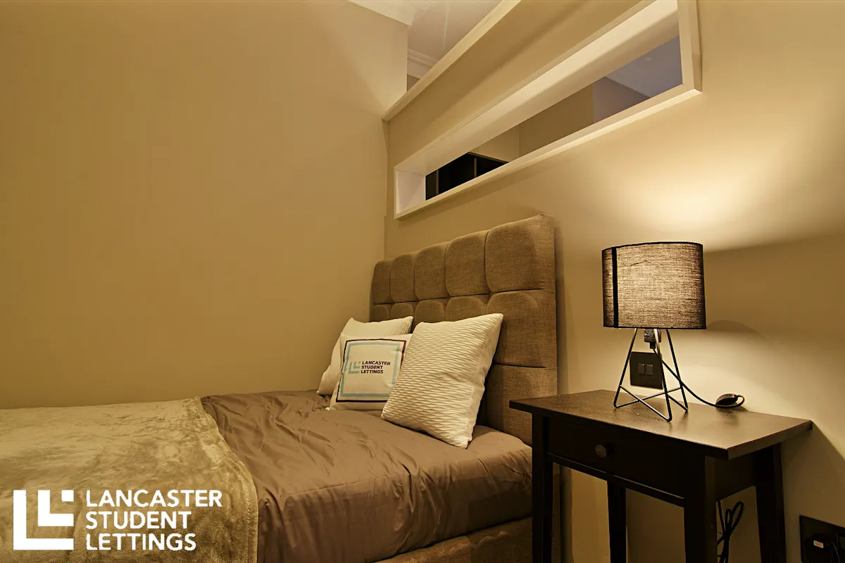 1 Bedroom Apartment ROOM