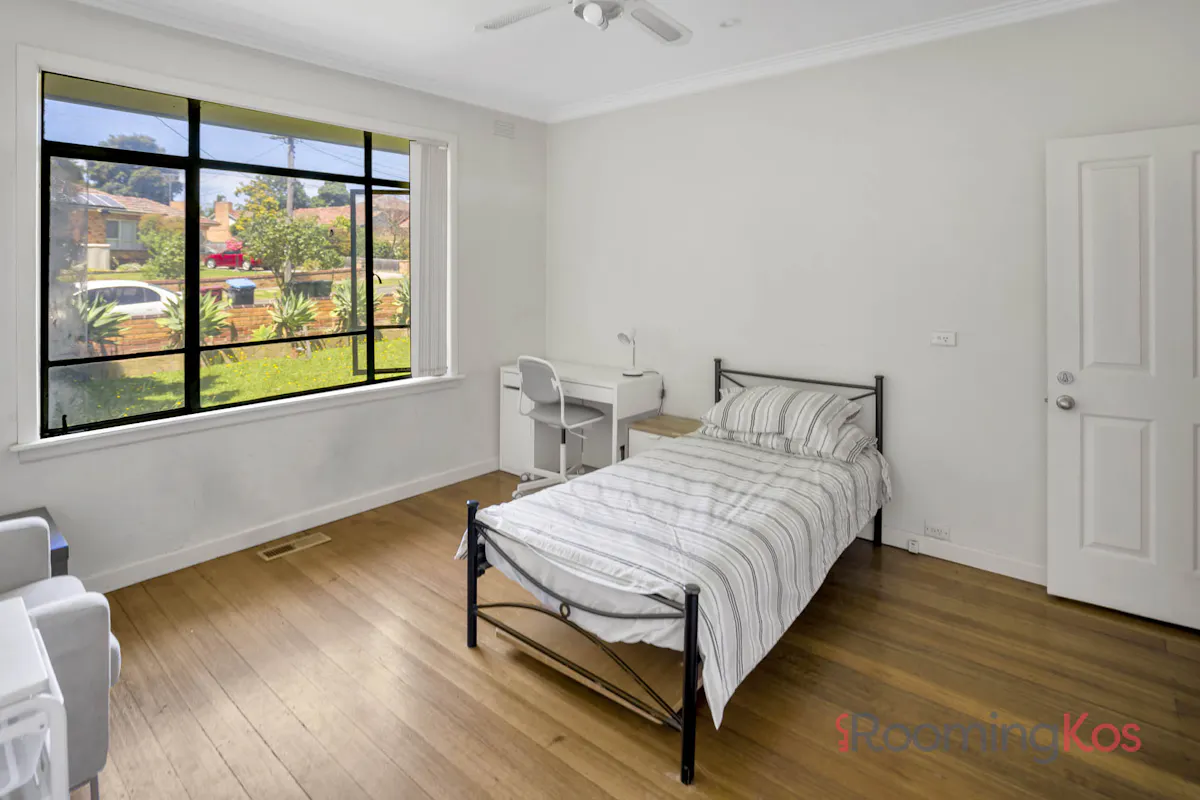 Single Room ROOM