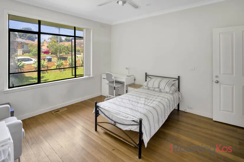 Property video thumbnail 1