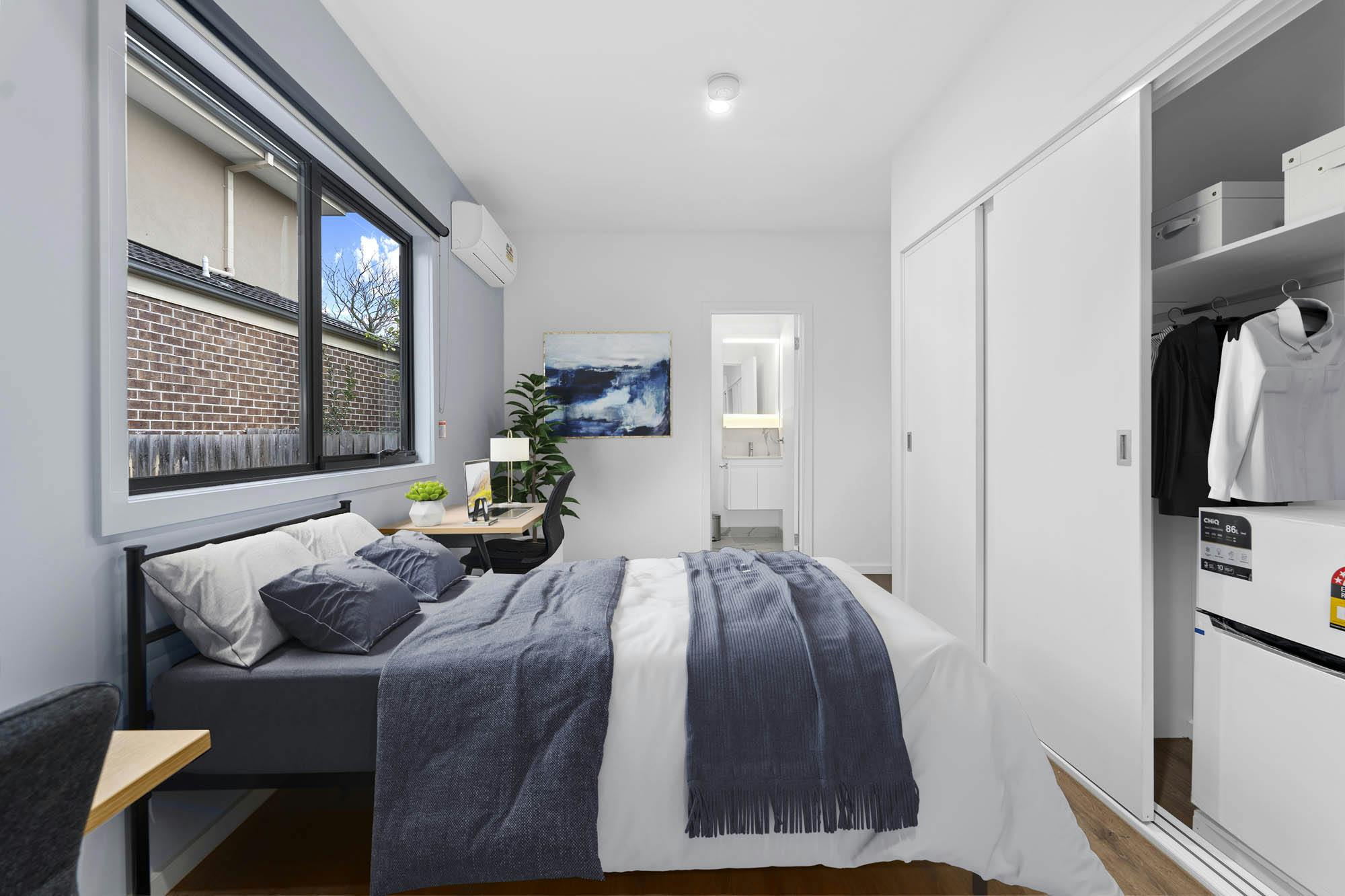 38-dennis-street-melbourne-Twin Ensuite Room