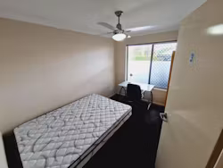 3b-moy-st-kelvin-grove-brisbane-Standard Room