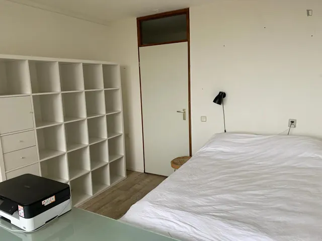 1 Bedroom Apartment room image 1