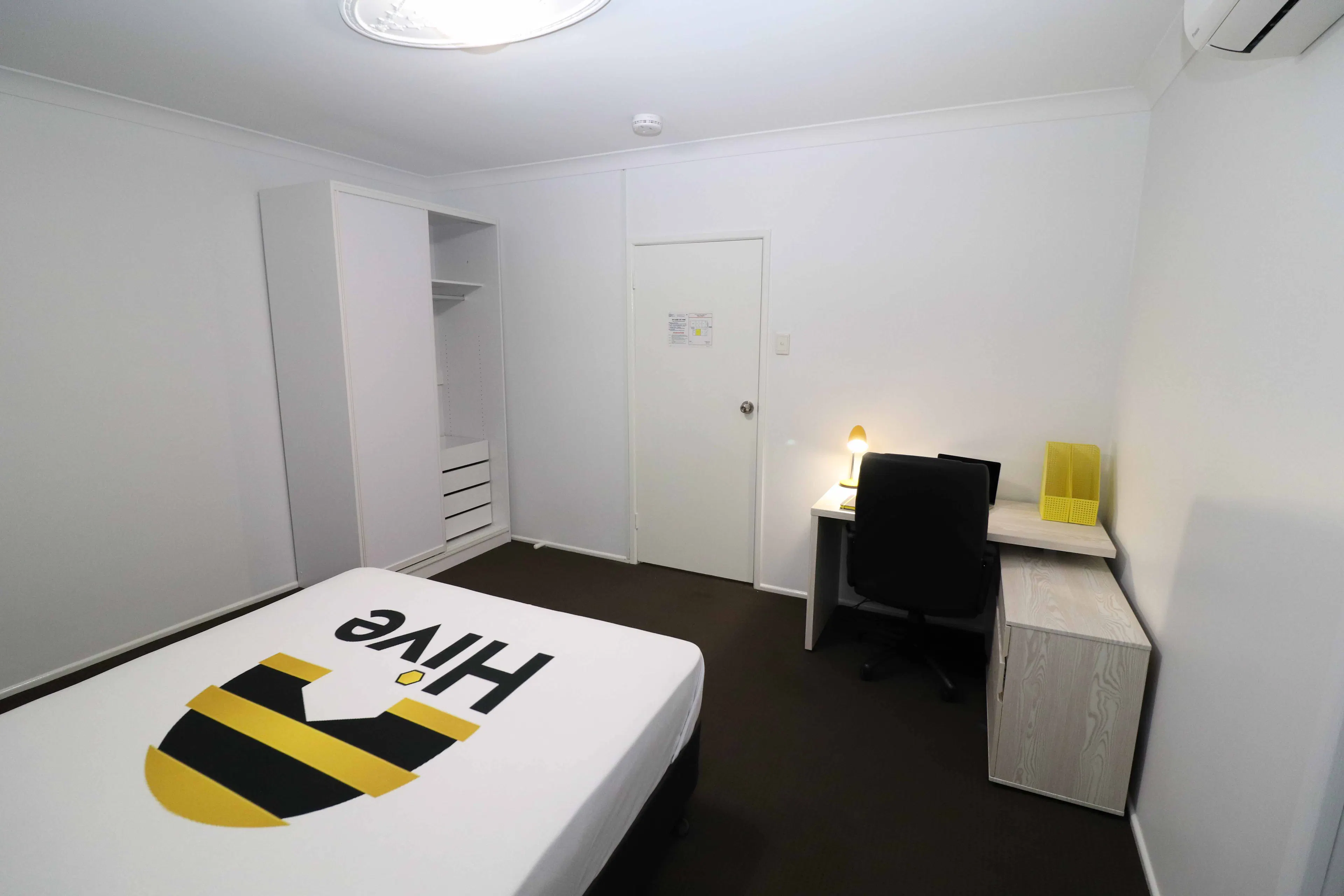 Standard Room + AC ROOM 1