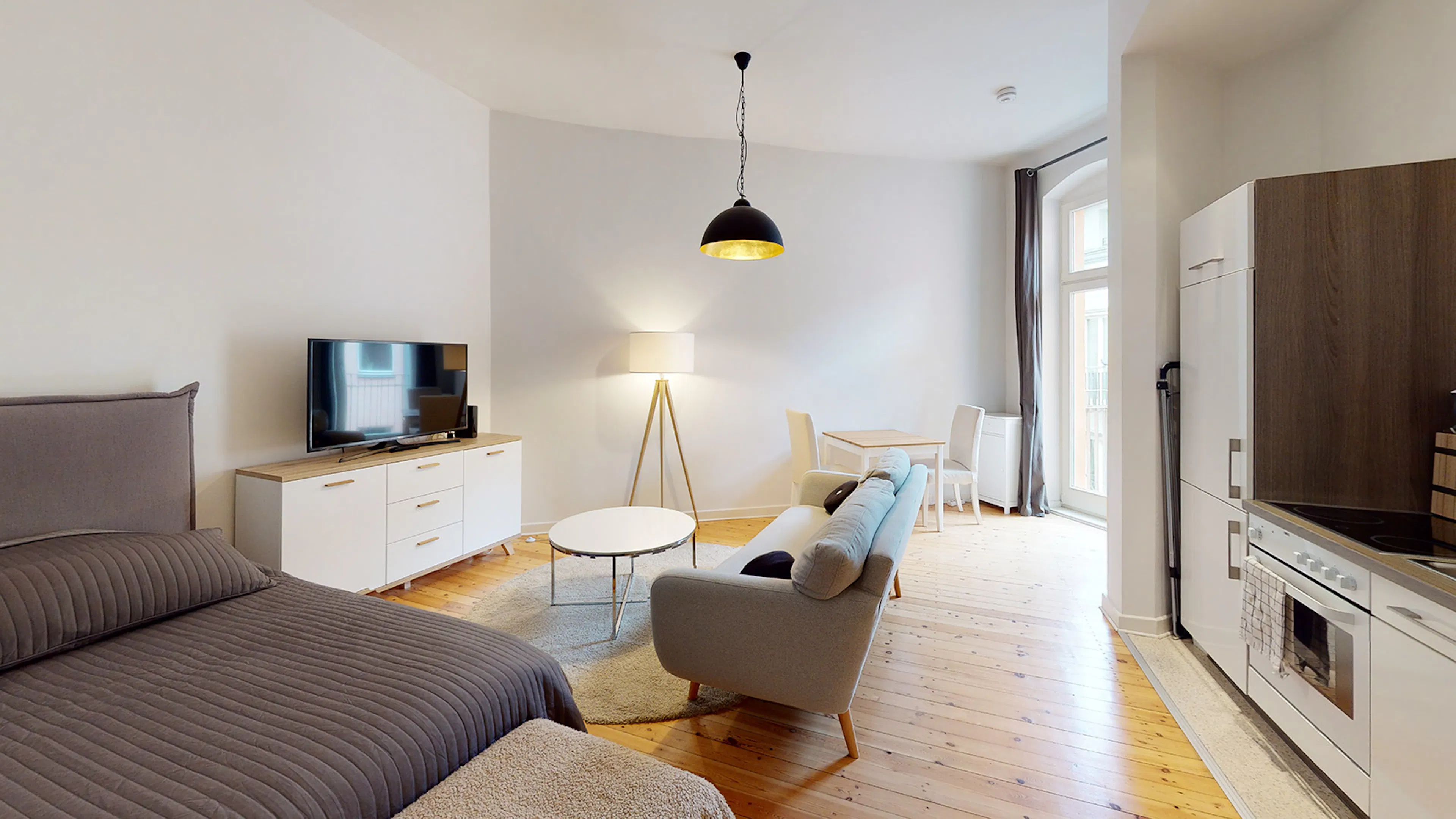 ROOM ROOM 1