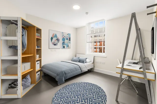 4 Bed Shared Apartment Mid Level room image 2