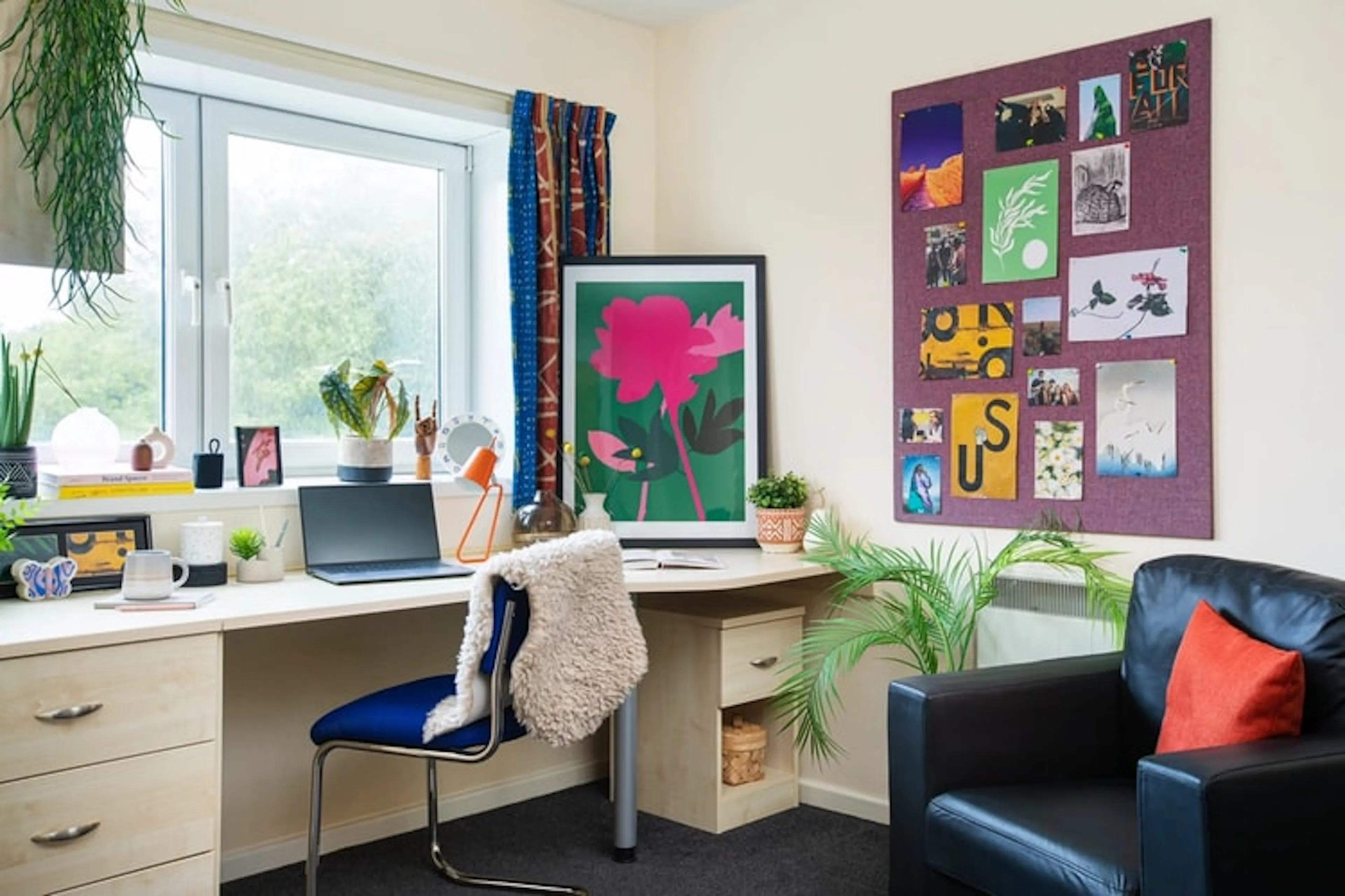 ROOM ROOM 4