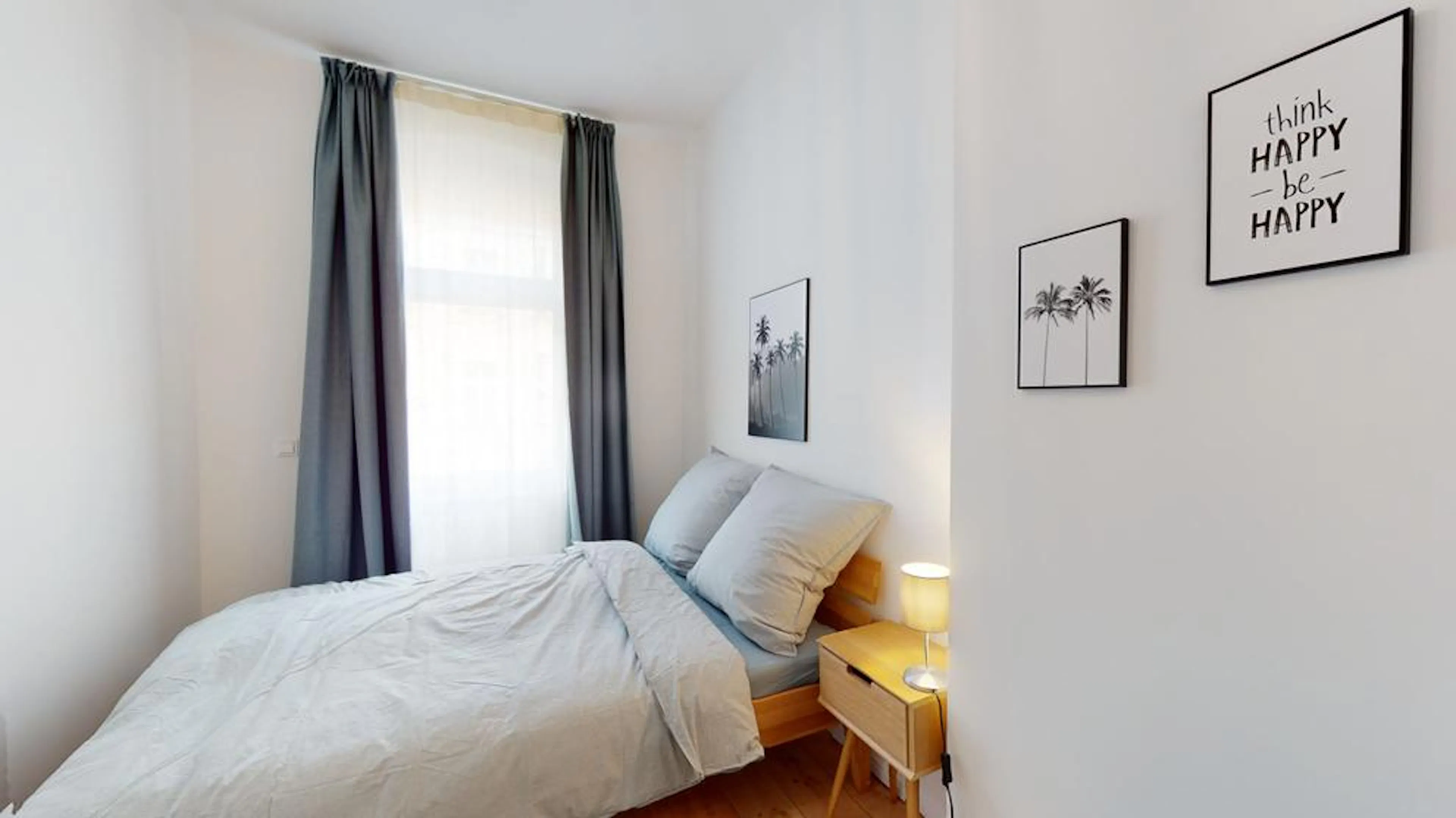 2 Bedroom Apartment ROOM 3