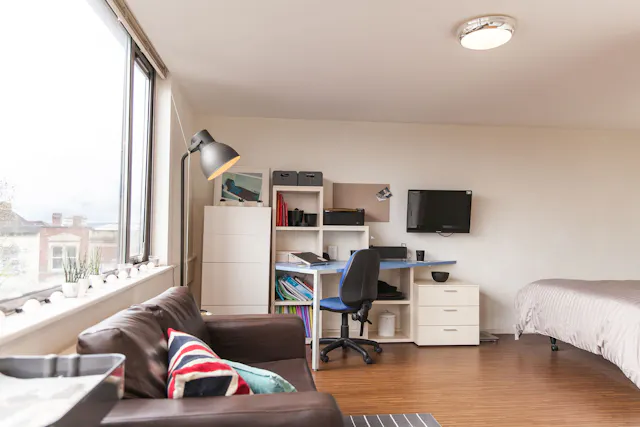 Large Studio with Roof Terrace room image 4