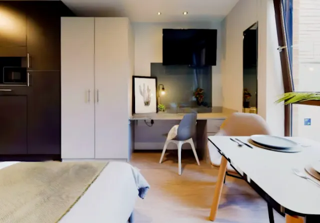 Saver Studio room image 1