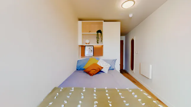 iQ Bristol-Bristol-ROOM-1