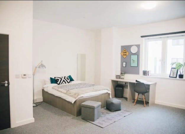 radford-mill-nottingham-7 Bedroom Apartment