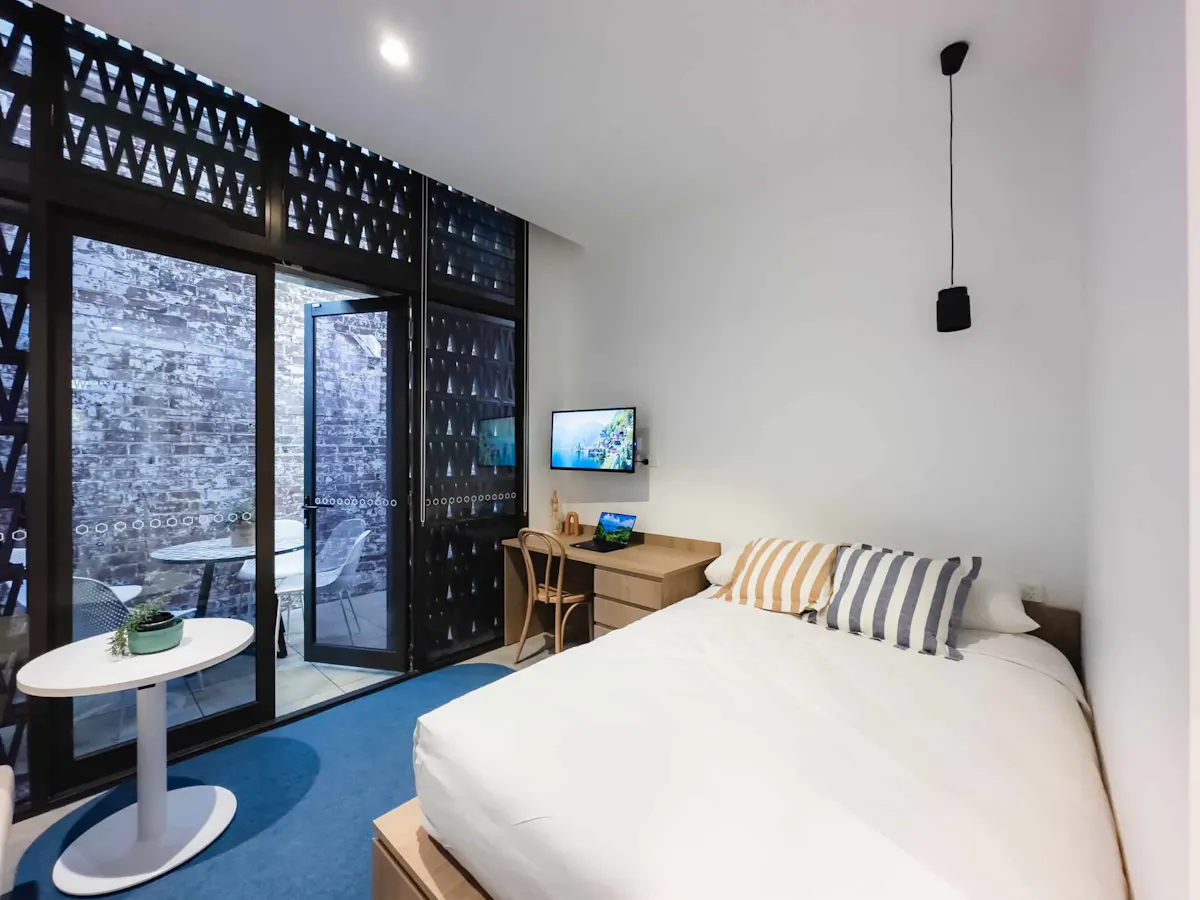 Courtyard Studio ROOM