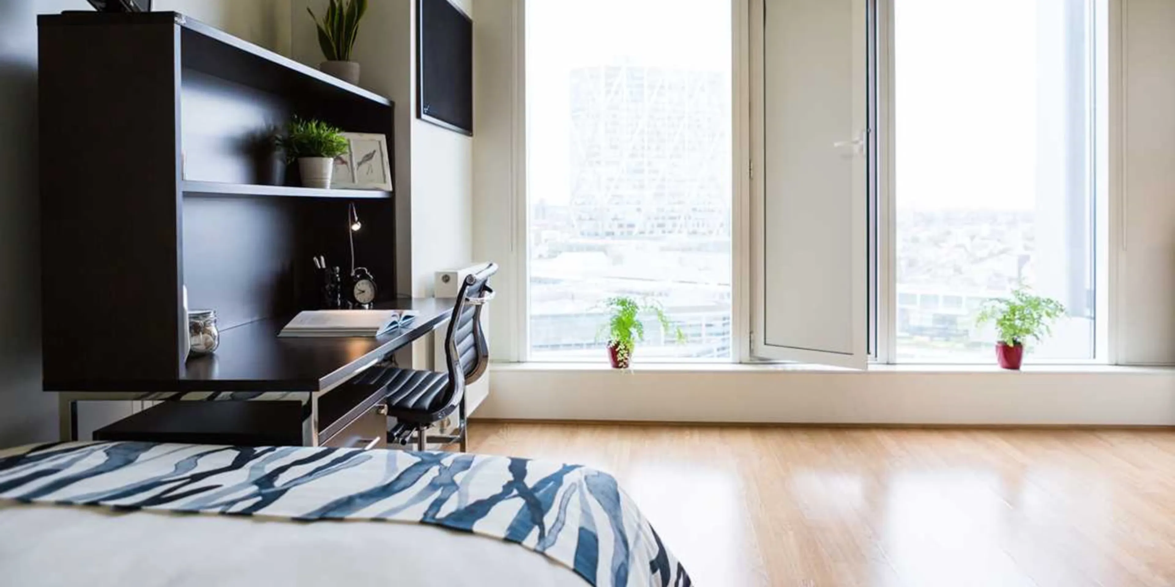 ROOM ROOM 4