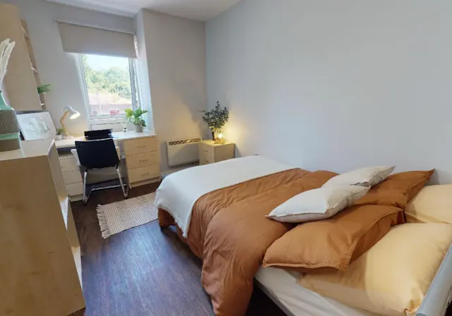Silver En Suite room image 1
