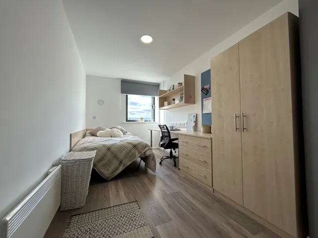 Silver En-Suite room image 2
