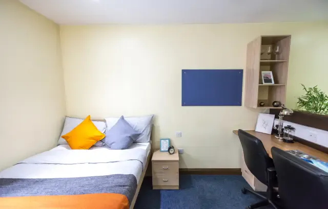 Single room image 1