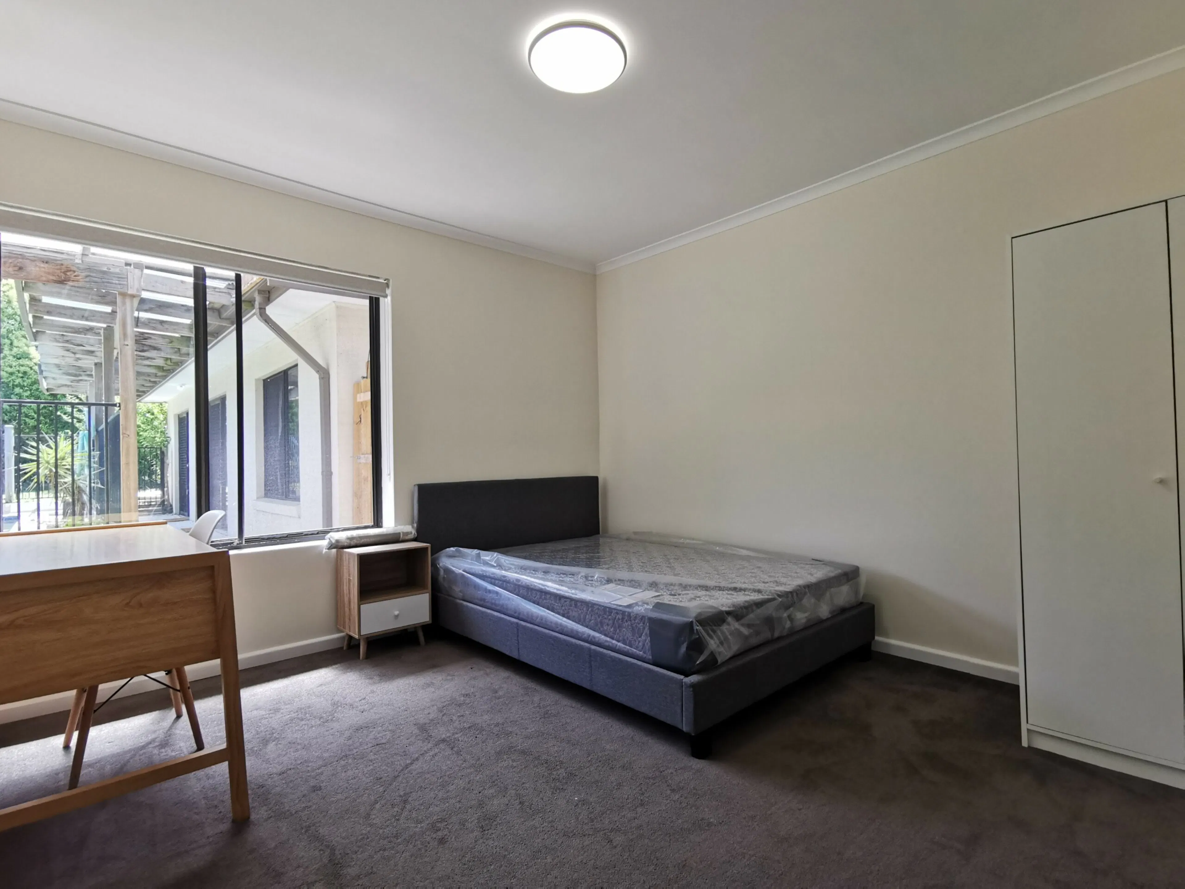 Single Room ROOM 1