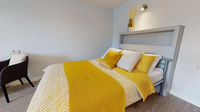 Silver Studio Plus room image 1